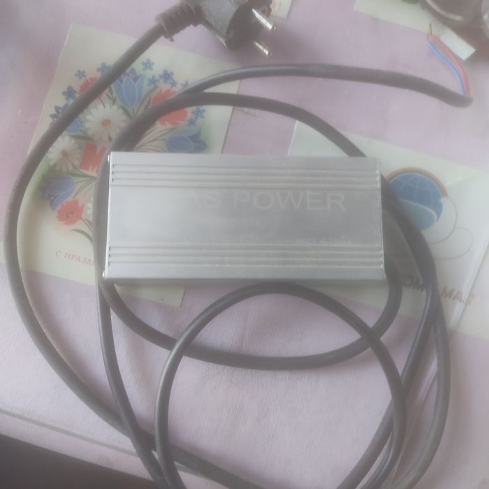 Продам стабилизаторы блок питания