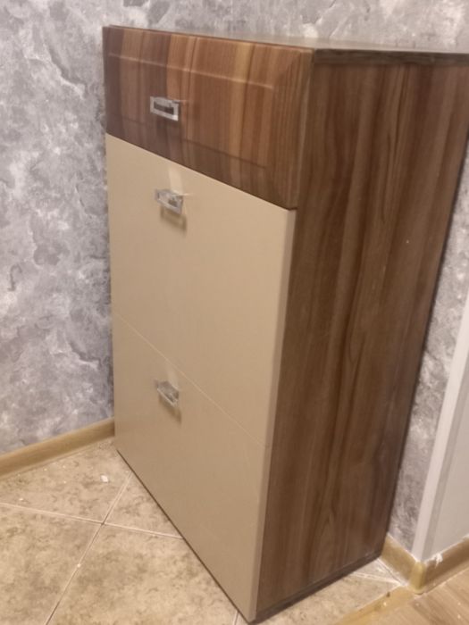 Обувниц в прихожую б/у