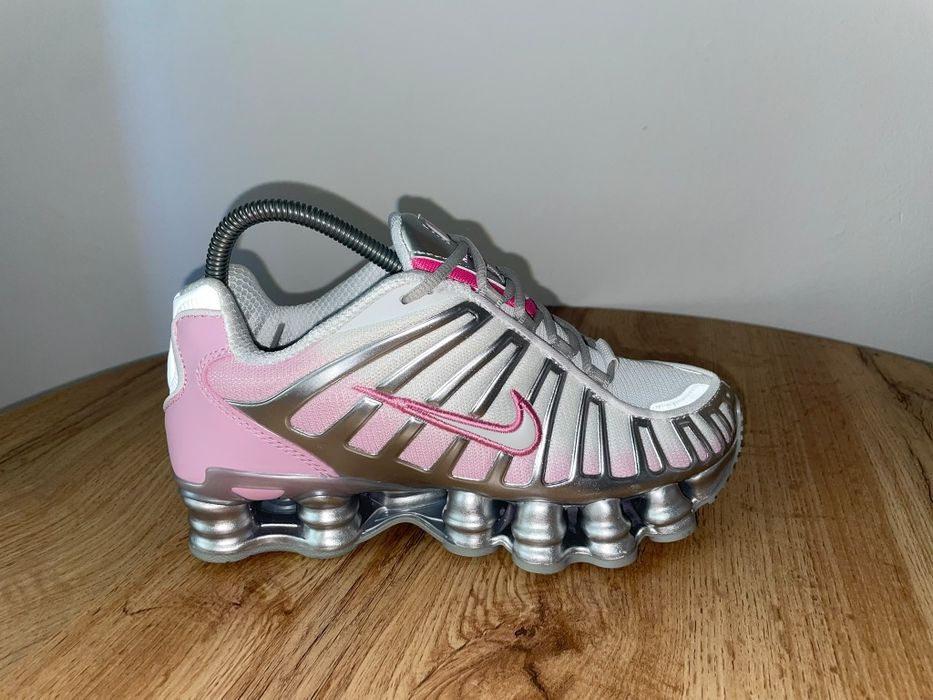 Incaltaminte NIKE Shox nr 37,5