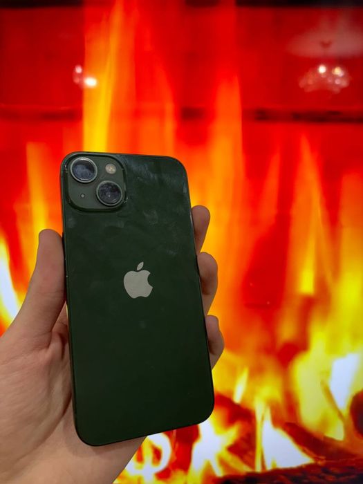 Продам  Айфон 13