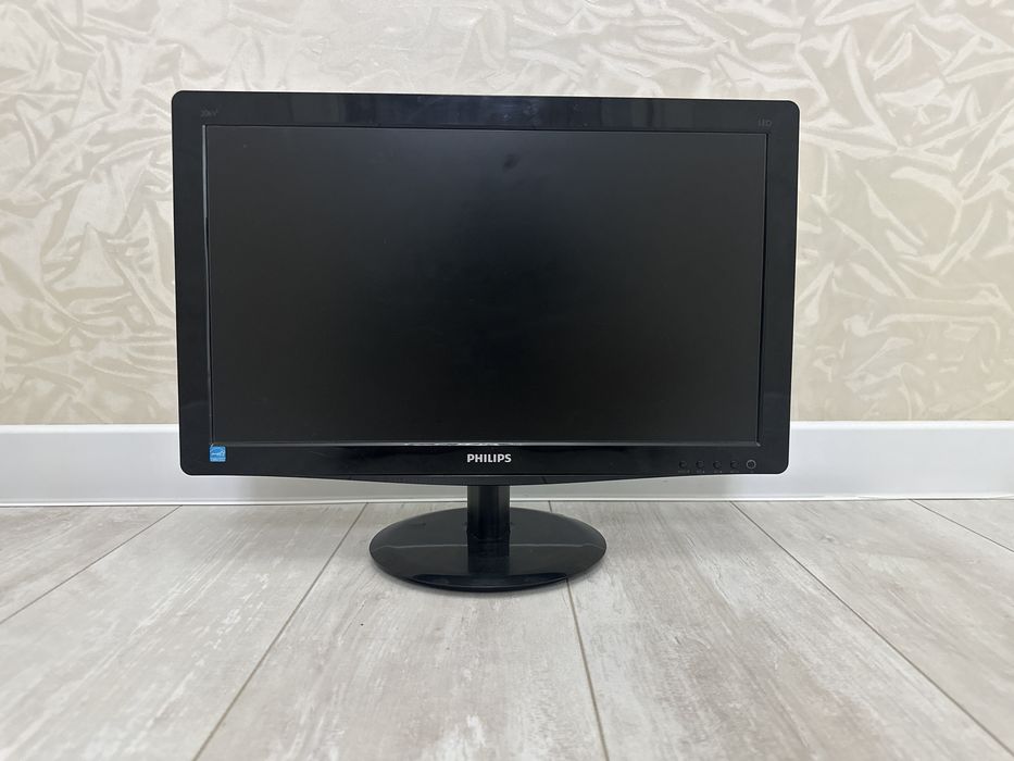 Монитор Philips 100-240V 50-60Hz