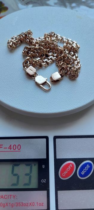 Продам золотую цепь