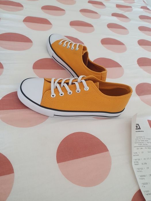 Încălțăminte noua