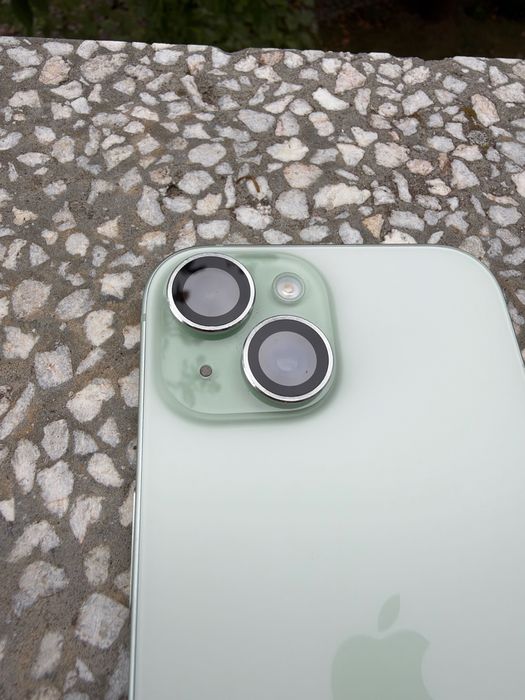 Iphone 15- mint,128 GB