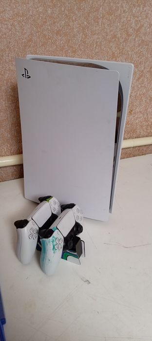 Продам PlayStation 5