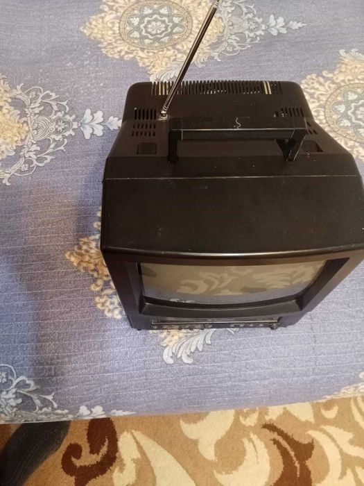 Продам телевизор моноблок  ROADSTAR