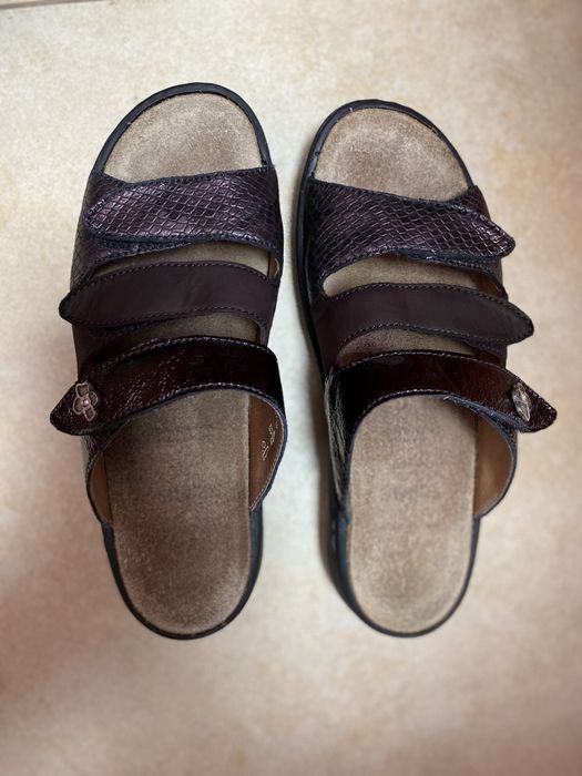 Дамски обувки и чехли естествена кожа и велур