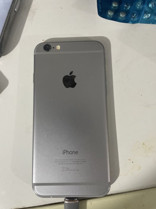 Айфон 6с рабочии