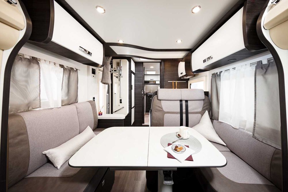 Inchirieri autorulote 5-6 locuri