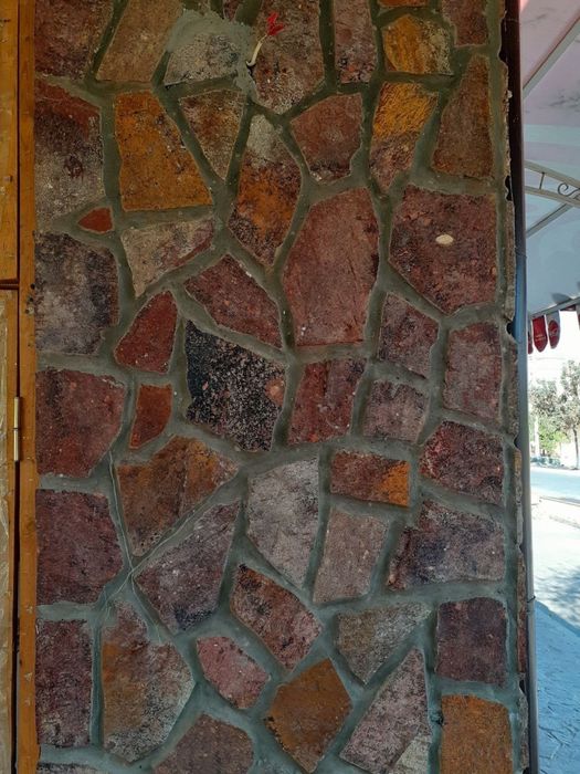 Табий тошлардан Сокол , йулаклар , девор копламалар бажарамиз