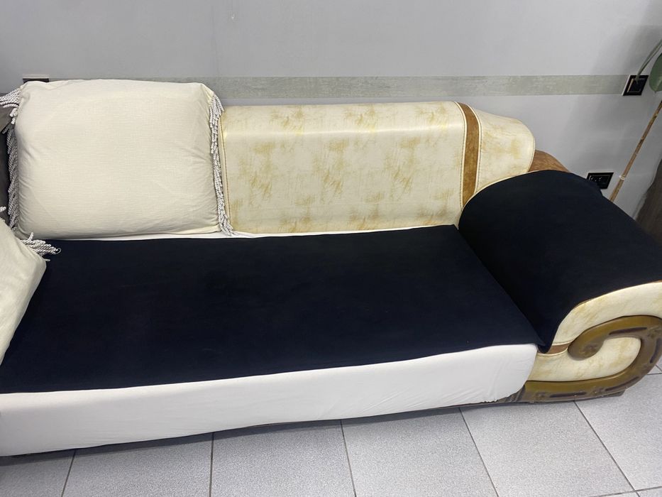 Диван шикарный для офиса и дома !