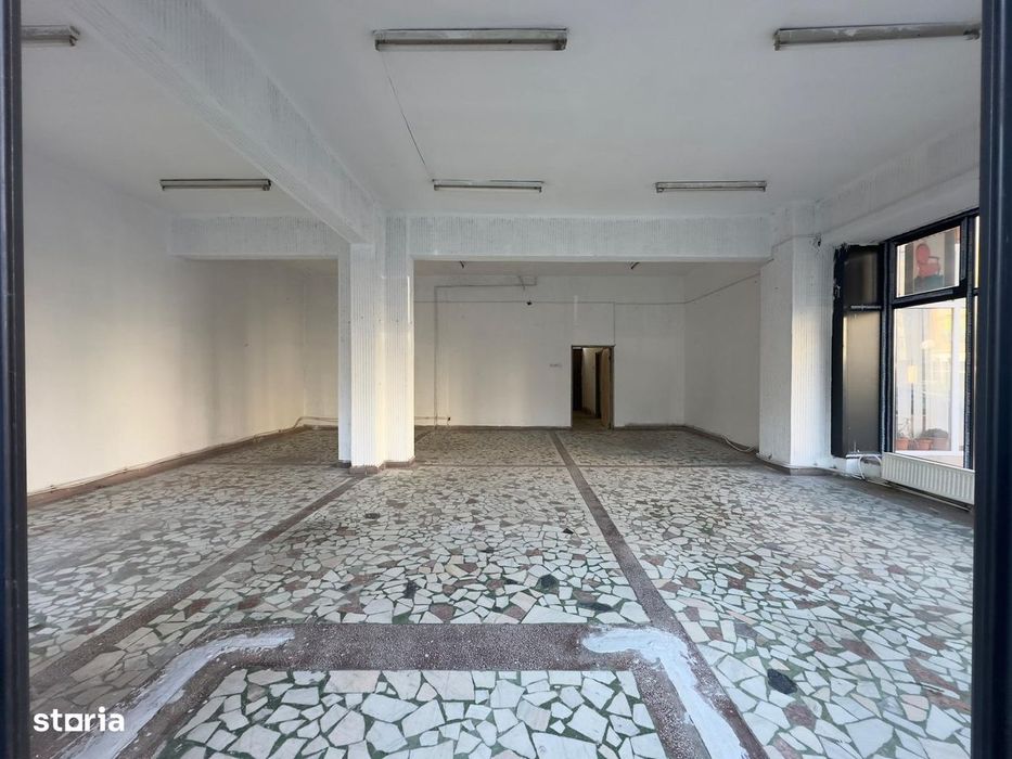 Spatiu comercial semicentru spre aeroport, 101mp