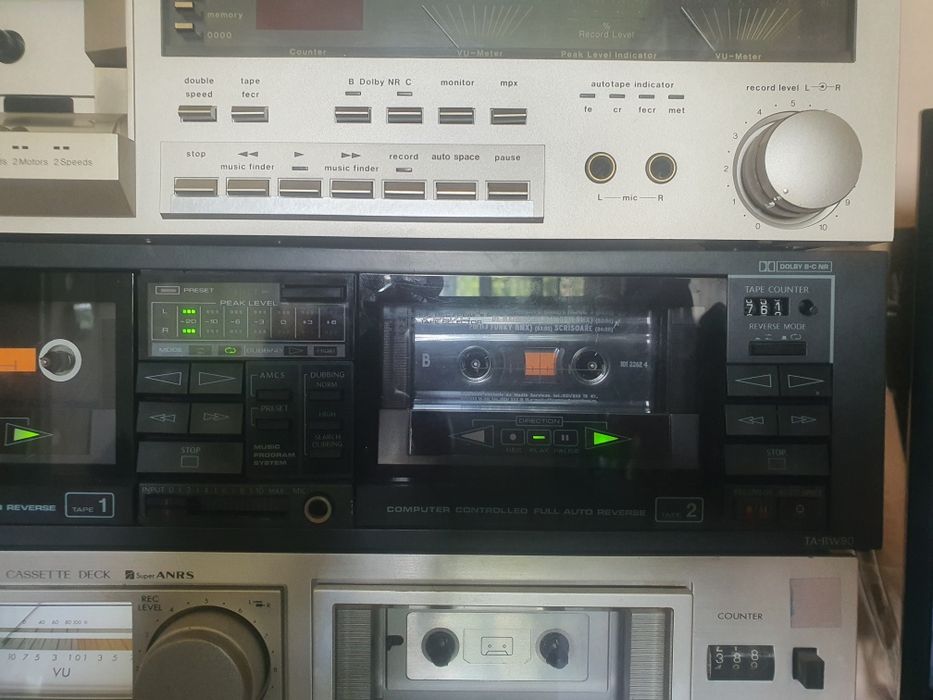 se vinde deck onkyo ta rv 90