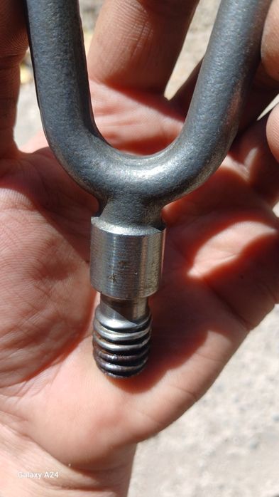 Буксировочный Крюк БМВ BMW e30, e32, e34, e36, e39