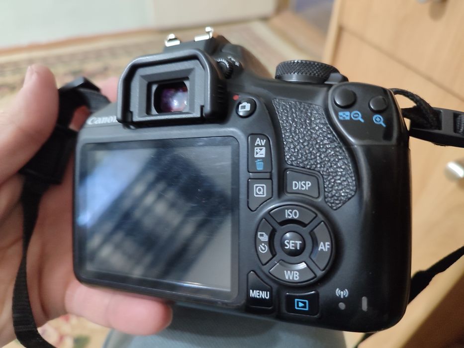 Стиральная машинка, фортепиано, цифровой фотоаппарат