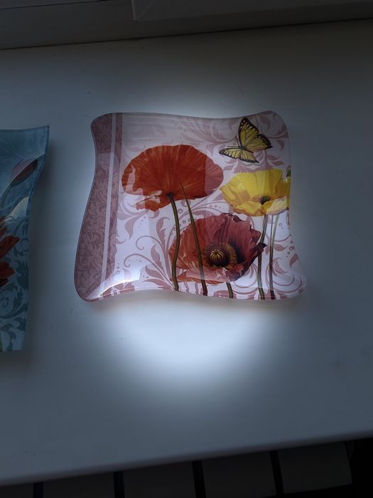 Продам тарелки