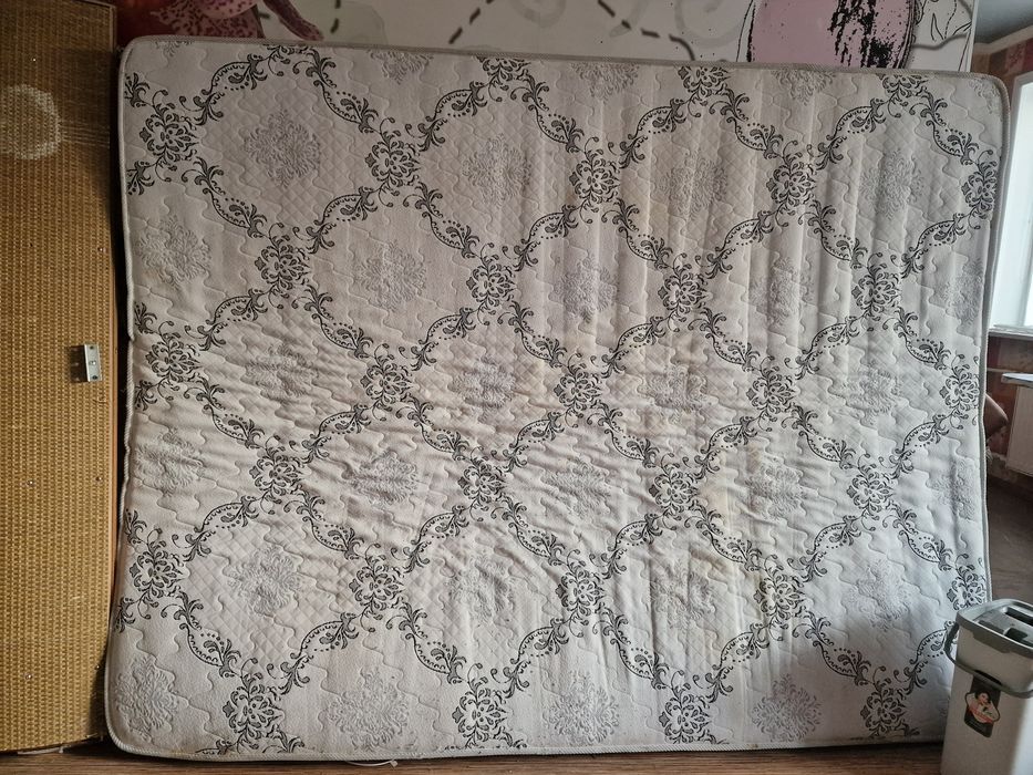 Матрасс 160 на 200