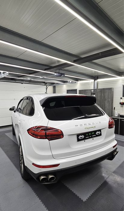 PORSCHE Cayenne 2017 — imagine 3