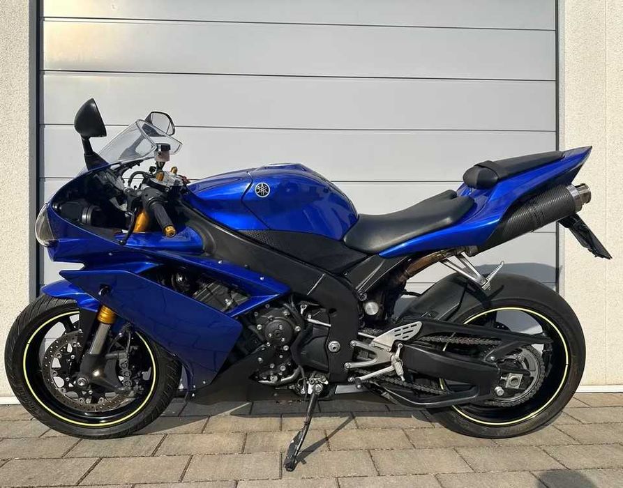 Dezmembrez Yamaha YZF R1 RN 19 2007 - 2008