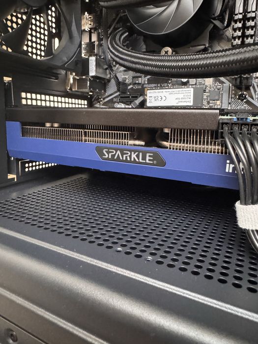 Pc Gaming Ryzen 5 5500+IntelArc A750 8GB+16GB ram