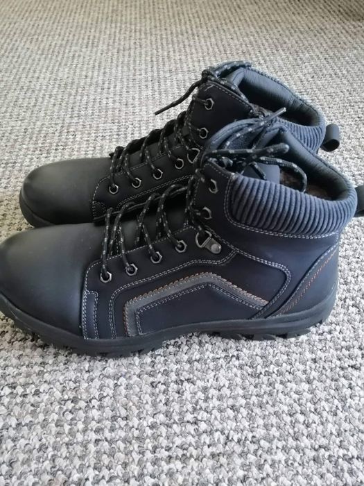 Зимни мъжки боти