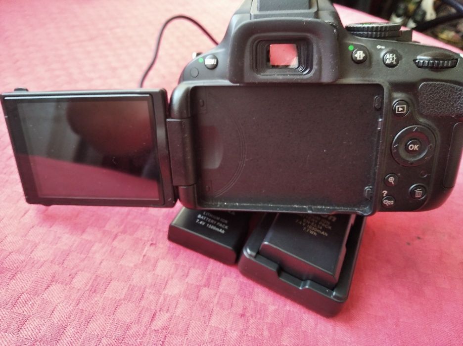 Nikon D 5100 Перфектен
