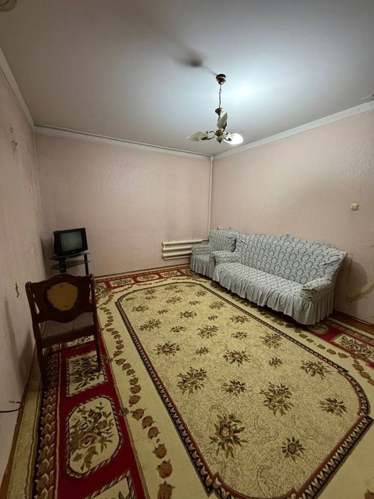 Продаётся 2/5/9 массив Бел-тепа балкон 2.20х7 Шайхантаурский район