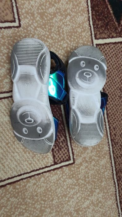 Сандалии девочковые Taccardi, 38