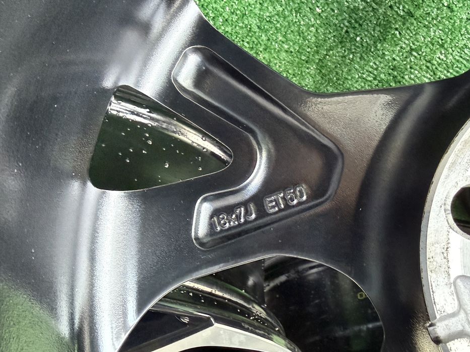 4бр. ОТЛИЧНИ 18” ОРИГИНАЛНИ Джанти 5х114.3 за -TOYOTA/LEXUS/SUZUKI- 7Jx18H2, ET50