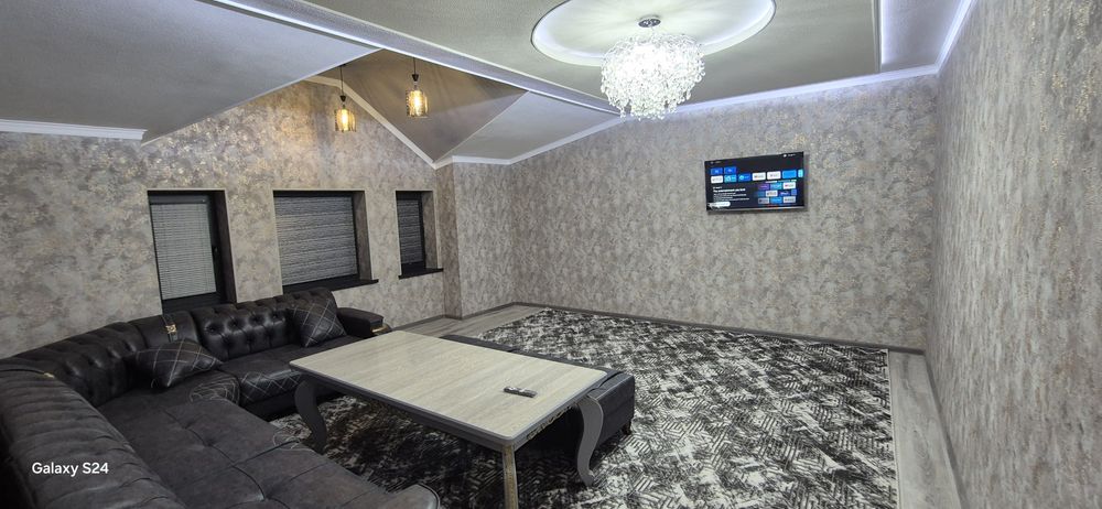 Hovli Proyekt dom podezdli faqat 2 etaj arendaga beriladi. 600$dan har