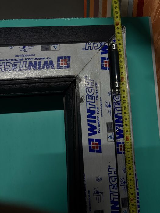 Usa PVC - prag aluminiu