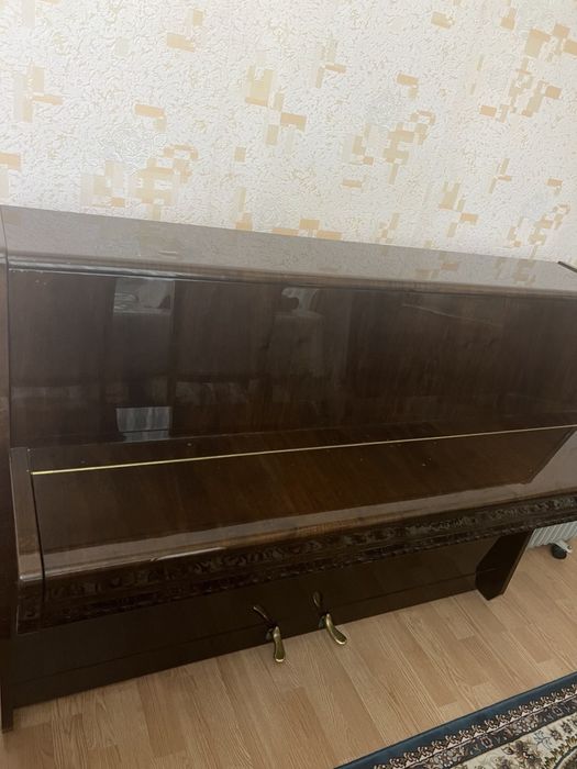 Pianino   “Petrof original Czech piano” xolati yaxshi