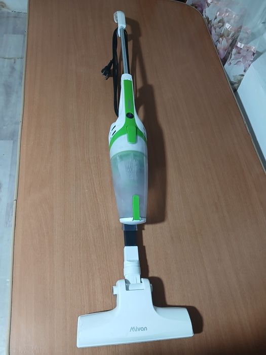 Пылесос компактный!!!