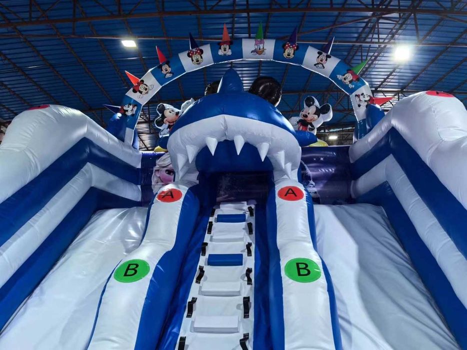 Închirieri, închiriez tobogan, topogan gonflabil pentru evenimente