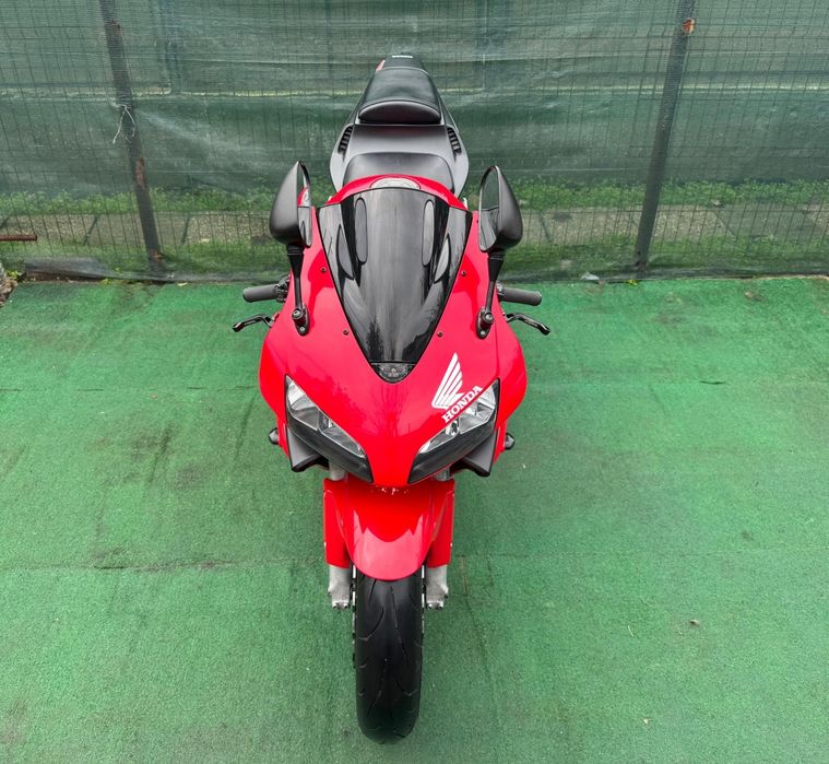 Honda CBR 600RR PC37