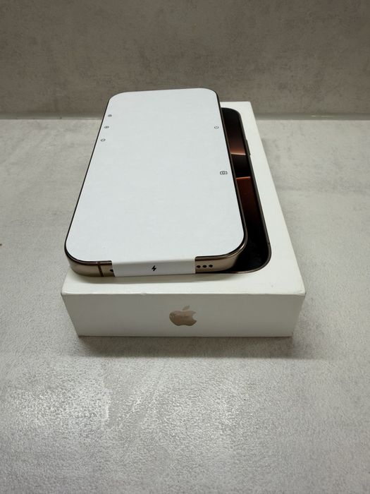 Като Нов! iPhone 16 Pro 256GB Desert Titanium 94% Battery