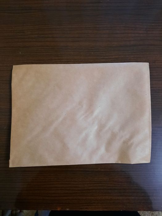 Конверты крафтовые А-4.