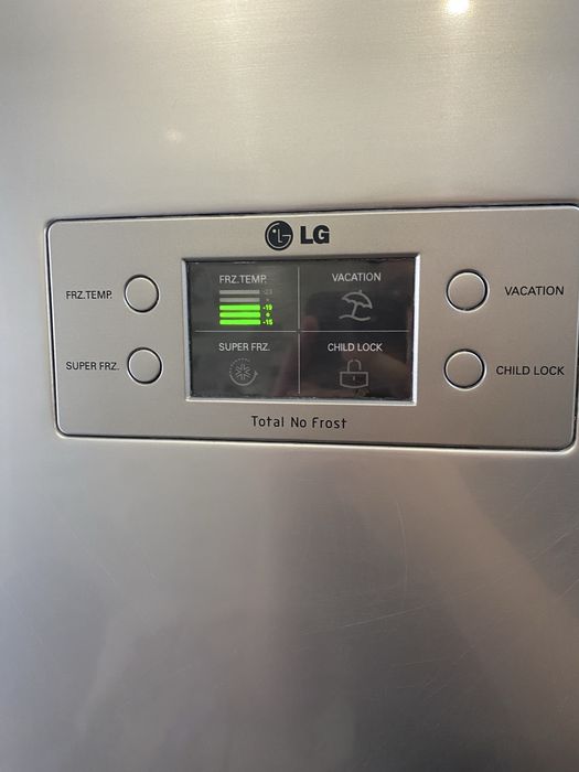 Продам холодильник LG