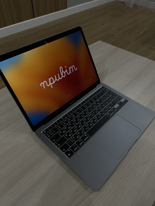 MacBook M1 52 цкл, 2020