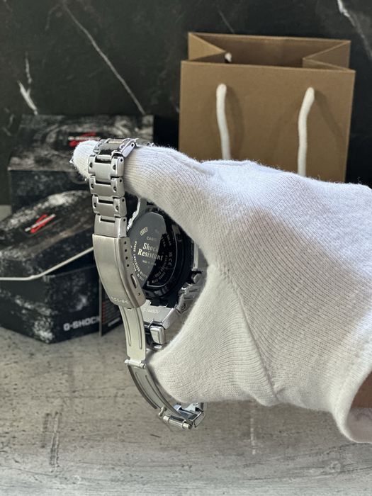 Ceas Casio G-Shock GM-2110D-7AER