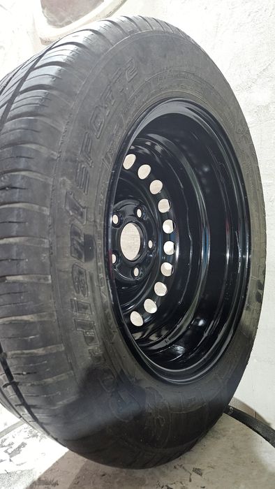 Диск с резиной на хендай