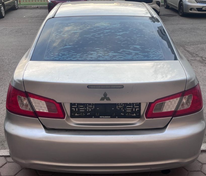 Mitsubishi Galant IX