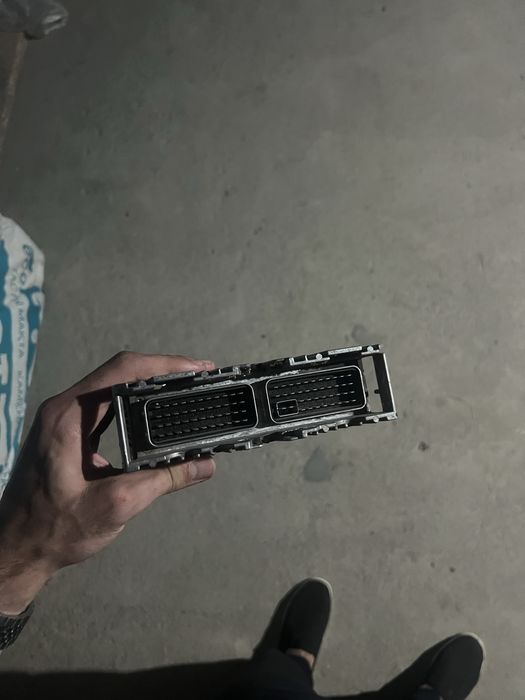 Компьютер 124 мерс 2.8