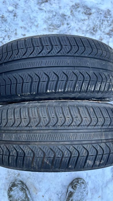 215/55/17 пара шины пирелли