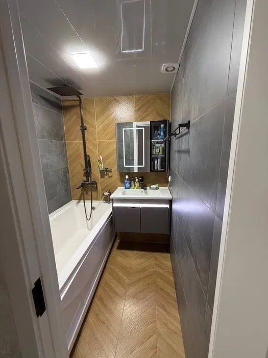 Продаю 4-х комнатную квартиру Сергели Куйлюк 5