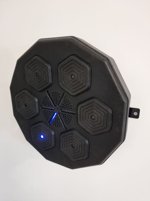 Vând aparat de antrenament box, model Danesso TB01