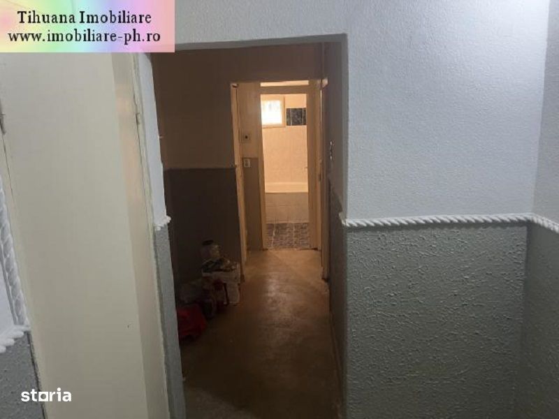 Apartament 3 camere de vanzare : 9 Mai-(Padina)