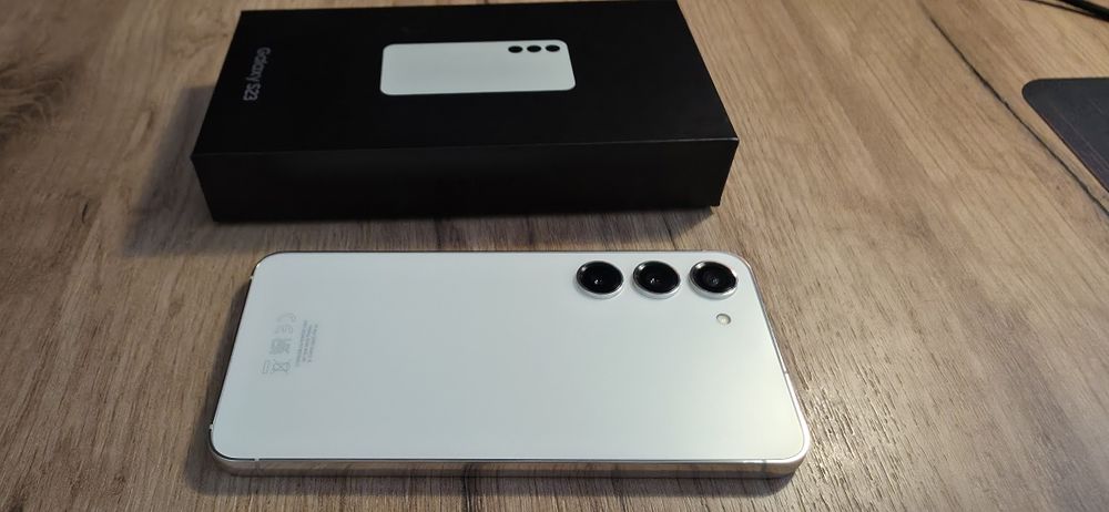 Samsung S23 като нов