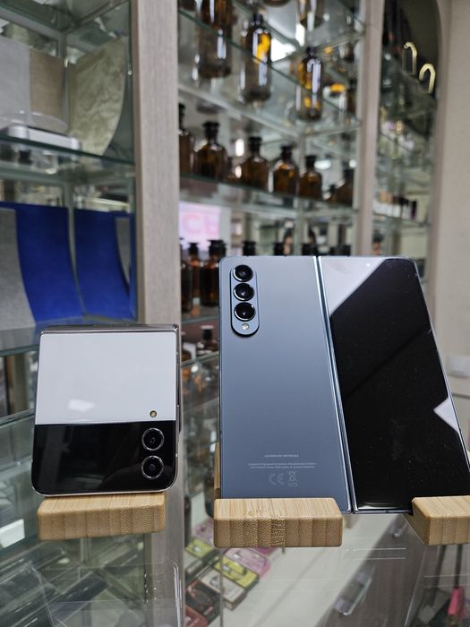 Samsung zgalax  fold 4 8/256Gb va z flip 4