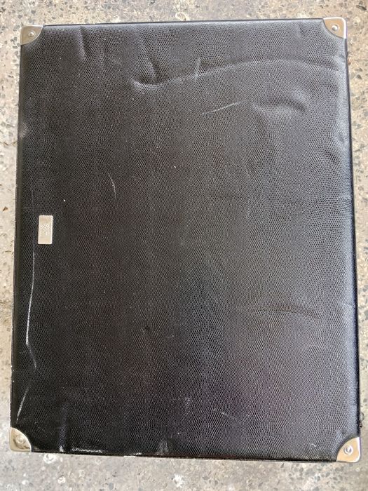 Дипломатически куфар от Соца